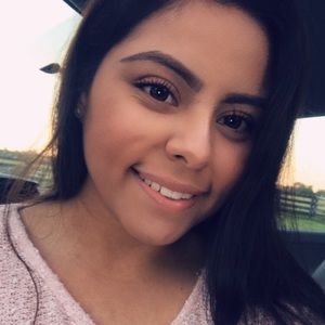 Meet your Posher, Isabel